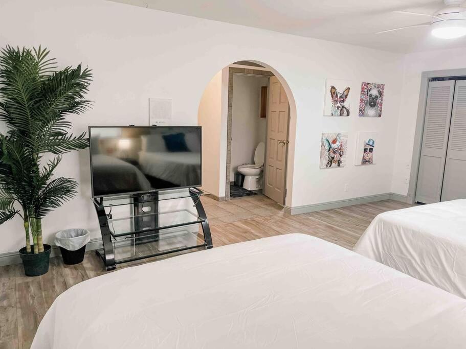 *Entertainment Villa* 5Min To Strip Optional Heated Pool Jacuzzi! Las Vegas Bagian luar foto